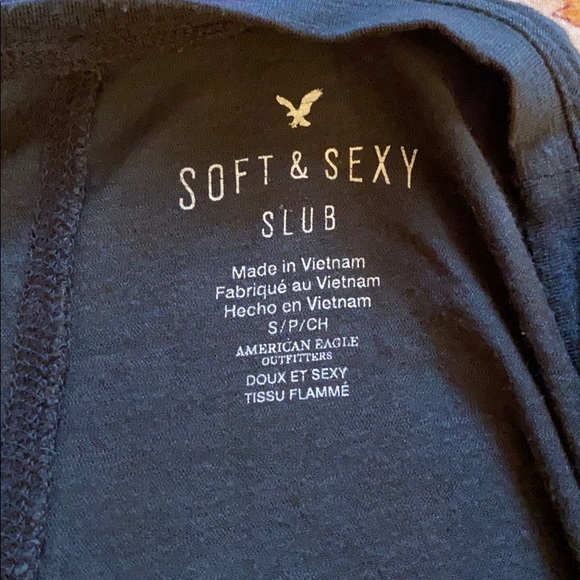 American Eagle Soft and Sexy Tunic - Picture 3 of 3